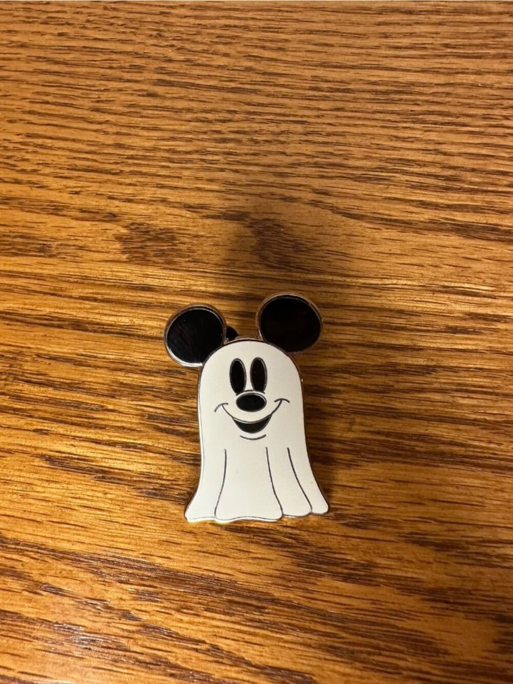 Halloween Mickey Mouse Ghost Disney Pin 24628 2004